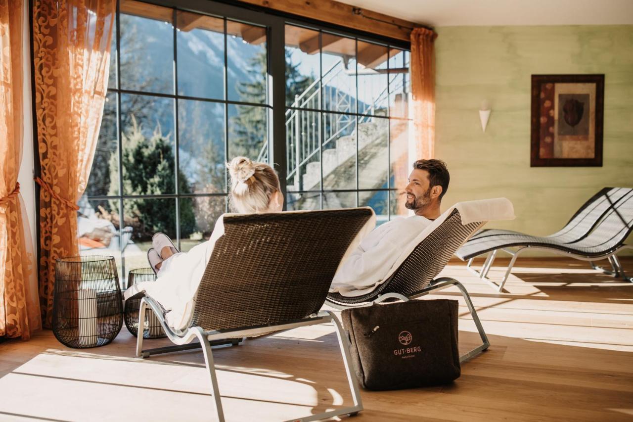 Gut Berg Naturhotel 상트조한임퐁가우 외부 사진