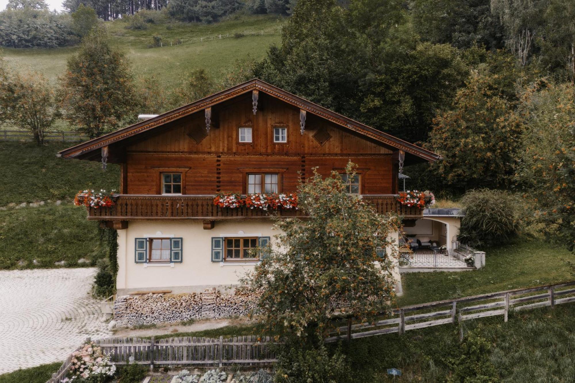 Gut Berg Naturhotel 상트조한임퐁가우 객실 사진