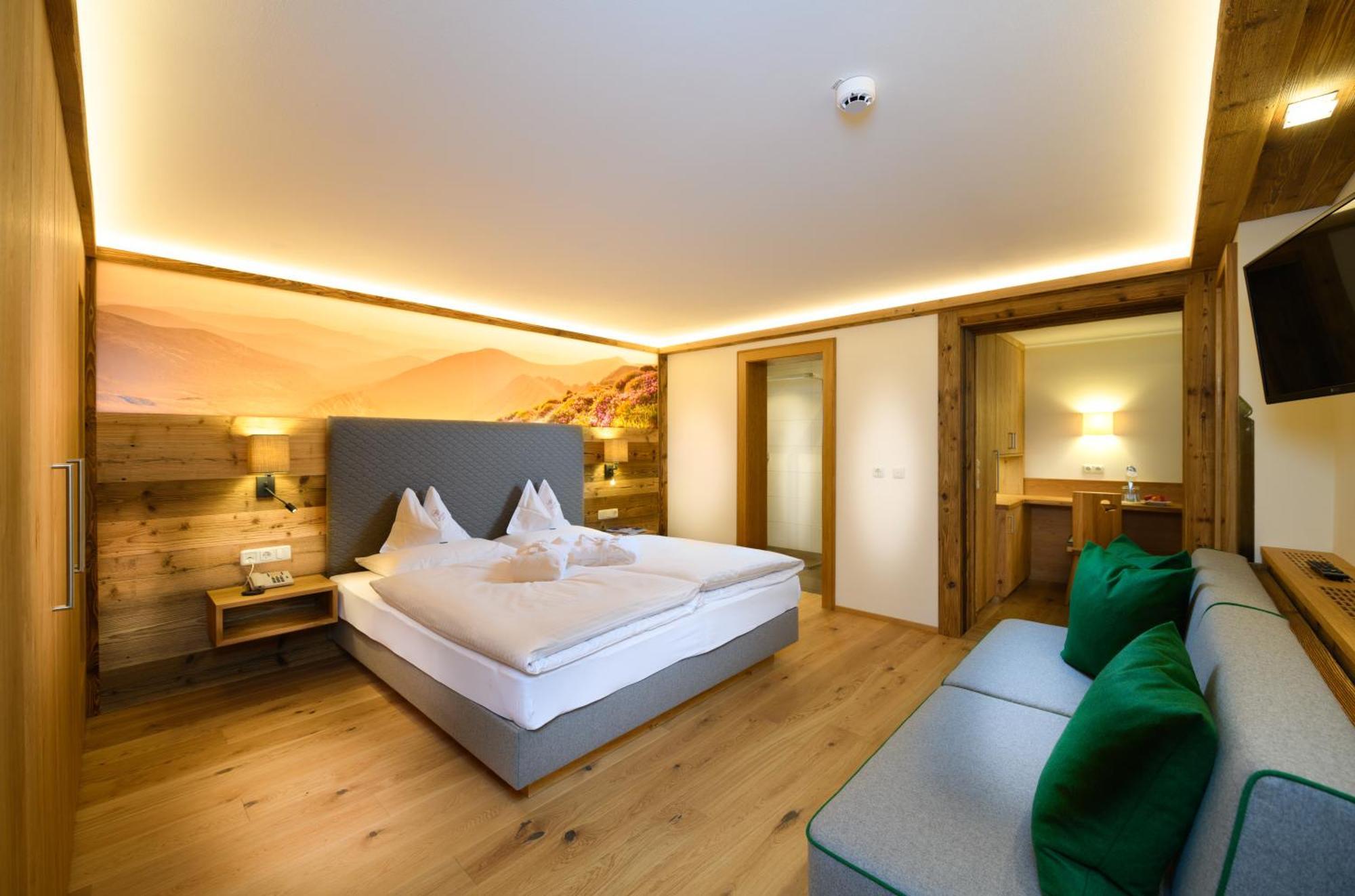 Gut Berg Naturhotel 상트조한임퐁가우 객실 사진