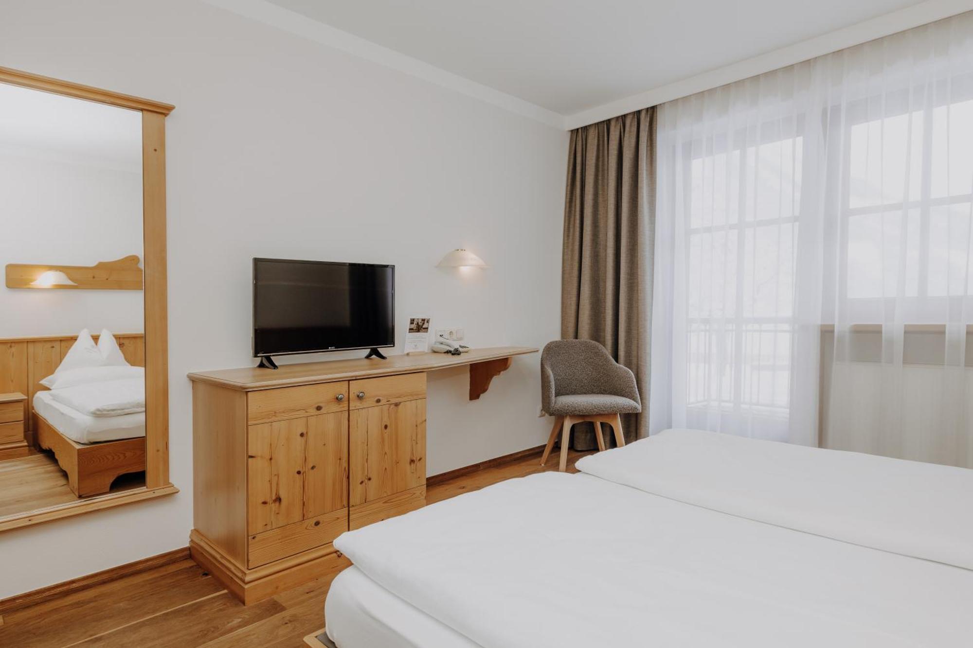 Gut Berg Naturhotel 상트조한임퐁가우 객실 사진