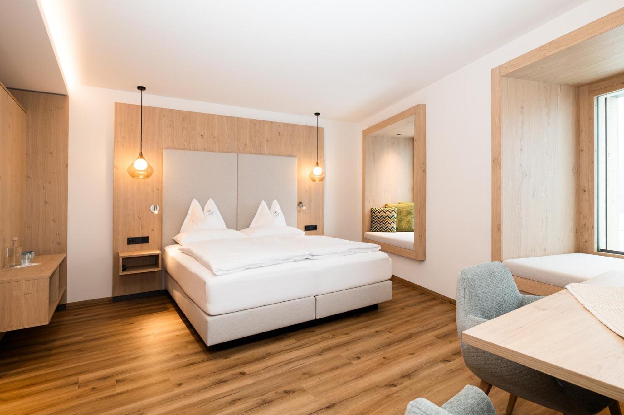 Gut Berg Naturhotel 상트조한임퐁가우 외부 사진